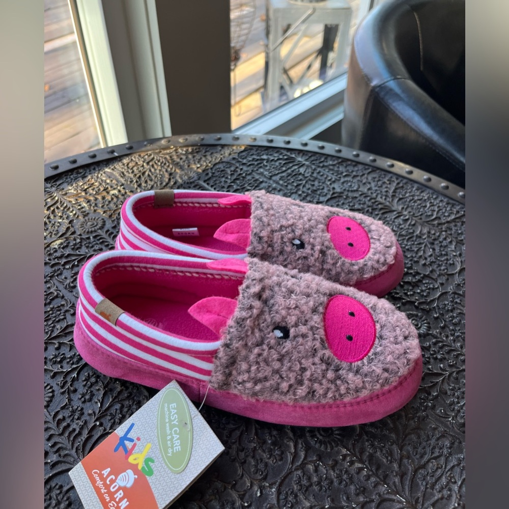 ACORN KIDS CRITTER NOVELTY MOC SLIPPERS IN PINK PIG 3-4